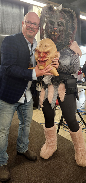 Horror Con Winner